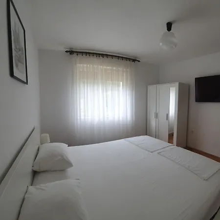 Apartman Paradiso Póla