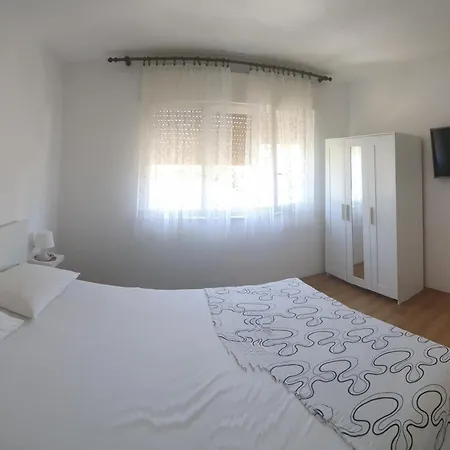 アパート Paradiso