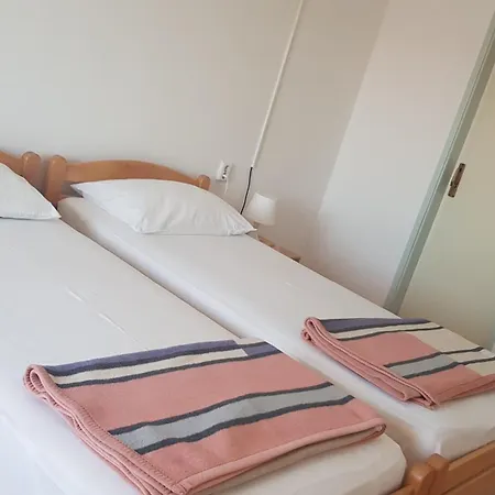 Paradiso アパート *