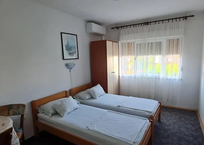 Paradiso Apartman *