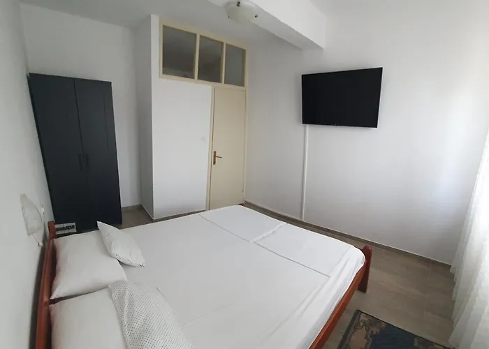 Апартаменти Paradiso Пула